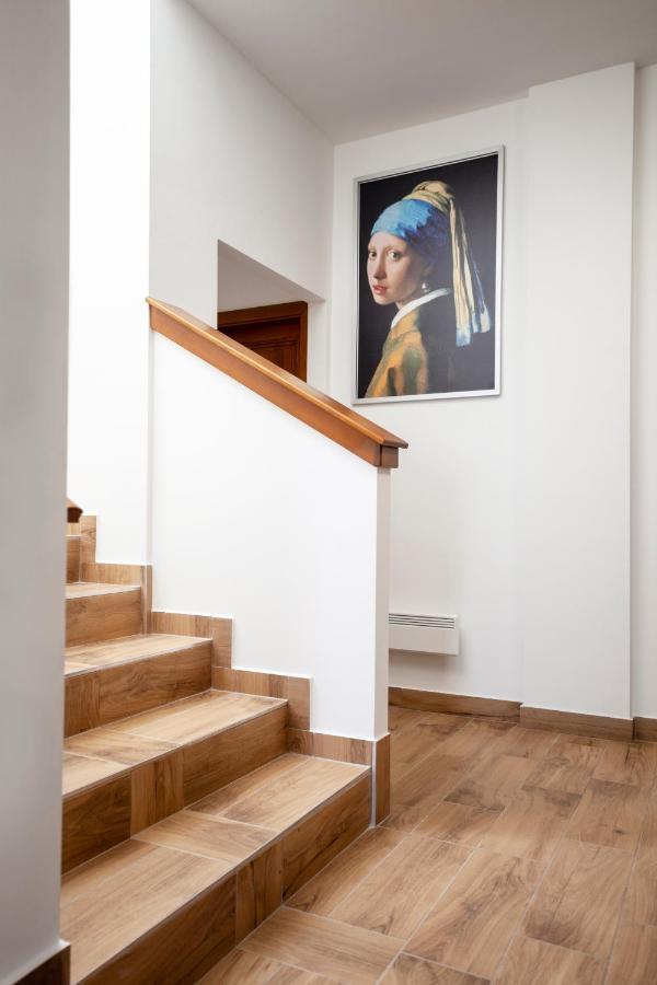 Hvt Comfort Apartament *